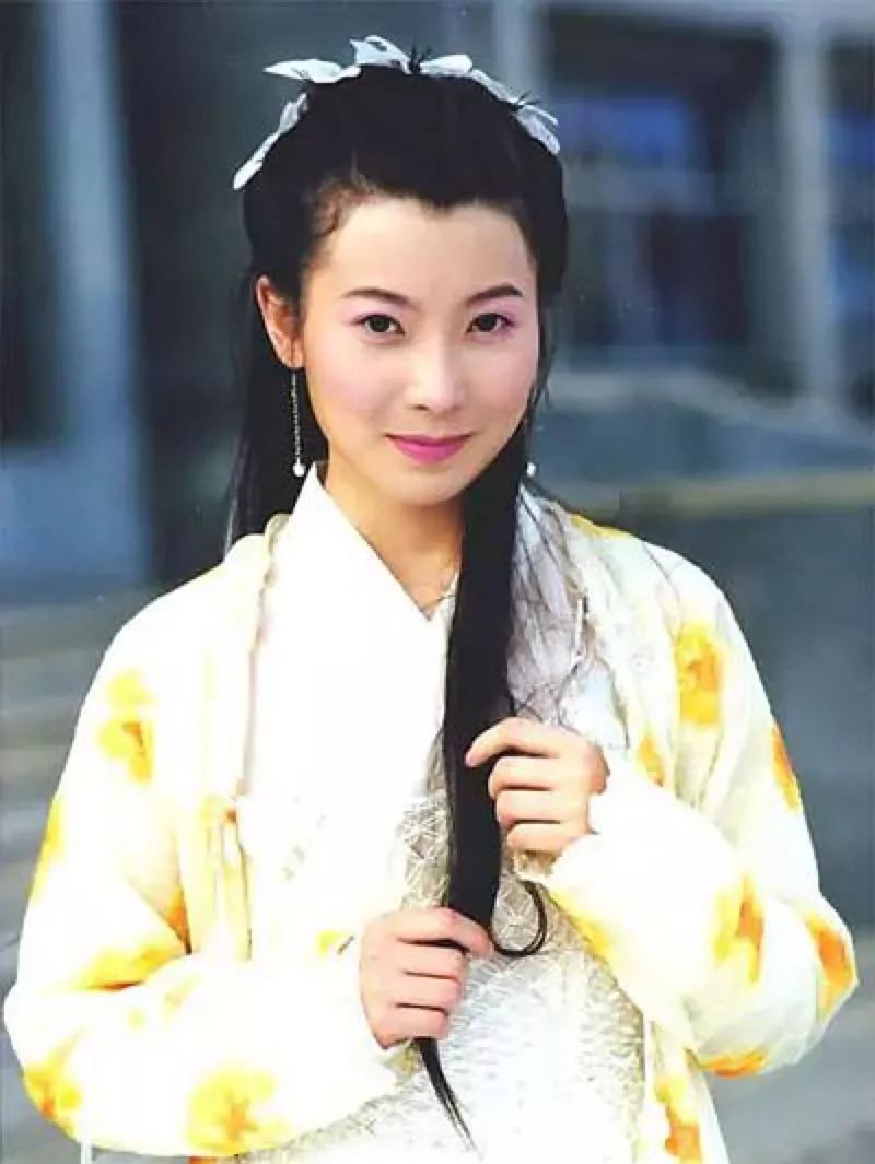 童年女神大battle，红白玫瑰谁才是你的one pick？