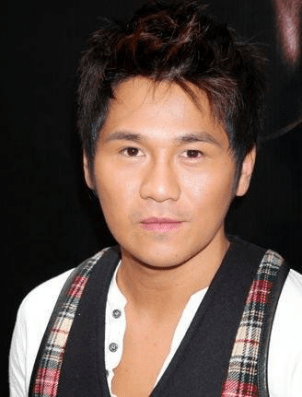 40岁曹格自曝患躁郁症，曝婚姻危机原因，感恩妻子不离不弃