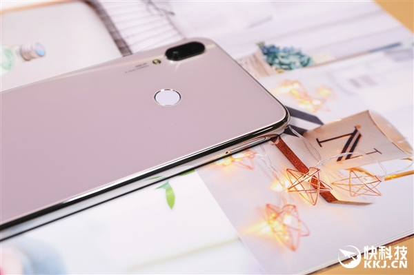 皎洁似水中月！红米Note 7 Pro镜花水月图赏