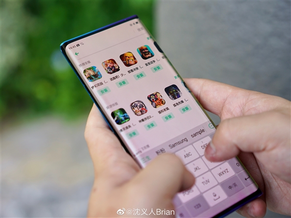 全球首款 OPPO瀑布屏真机横空出世：弯曲度高达88度
