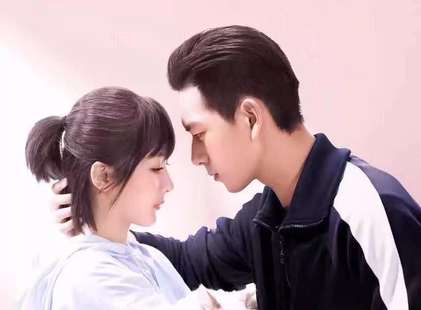 坐拥百万粉丝继承1亿房产，拿下高冷男神有什么好奇怪的？