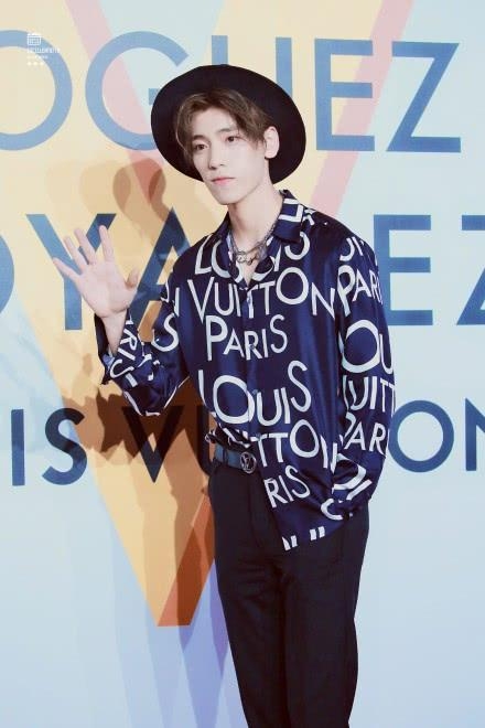 众星出席活动,张曼玉“惊喜”现身,孙俪与新婚的唐嫣比美!