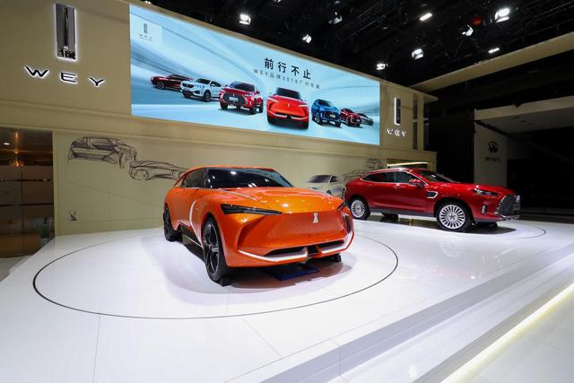 全新“P8 GT”重磅亮相2018广州车展