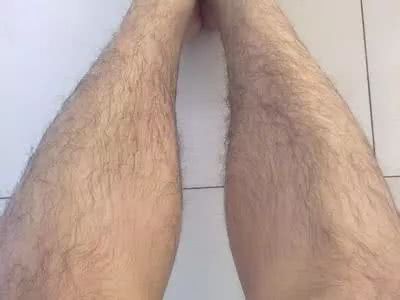 而事实上,大多数女孩子的腿都是这样的