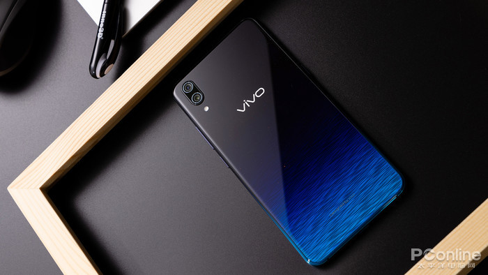 vivo X23幻彩版评测:好看就算了,能力竟然还不错