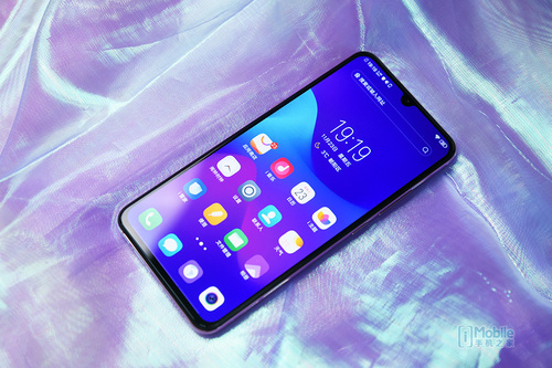 vivo X23幻彩版评测：一眼让人难忘的五彩斑斓