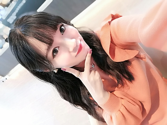 荣耀10青春版VS小米8青春版:冠以青春之名的自拍赛