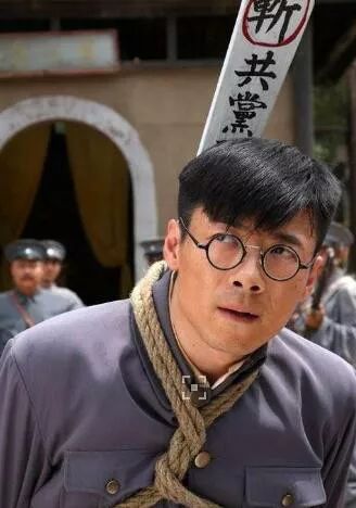 某女星不嫁富豪改嫁男演员，竟是怕孩子铁锤了她鼻子是整的？