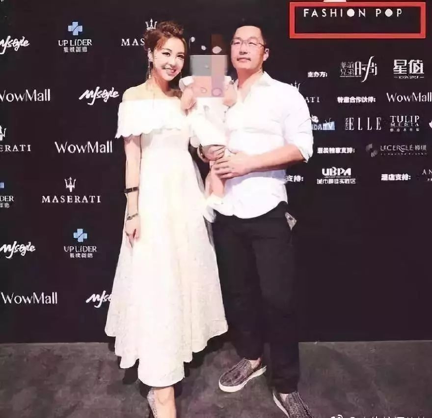 他俩竟然假离婚？是为了分钱？刚一个月就迫不及待复合