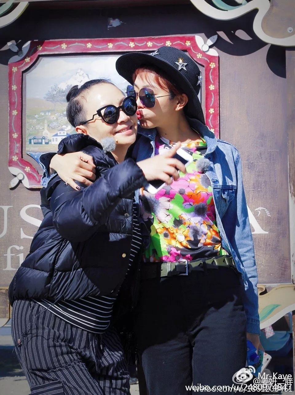 李小璐闺蜜被新浪封杀，禁上热搜！拼命整容上综艺，还是没红
