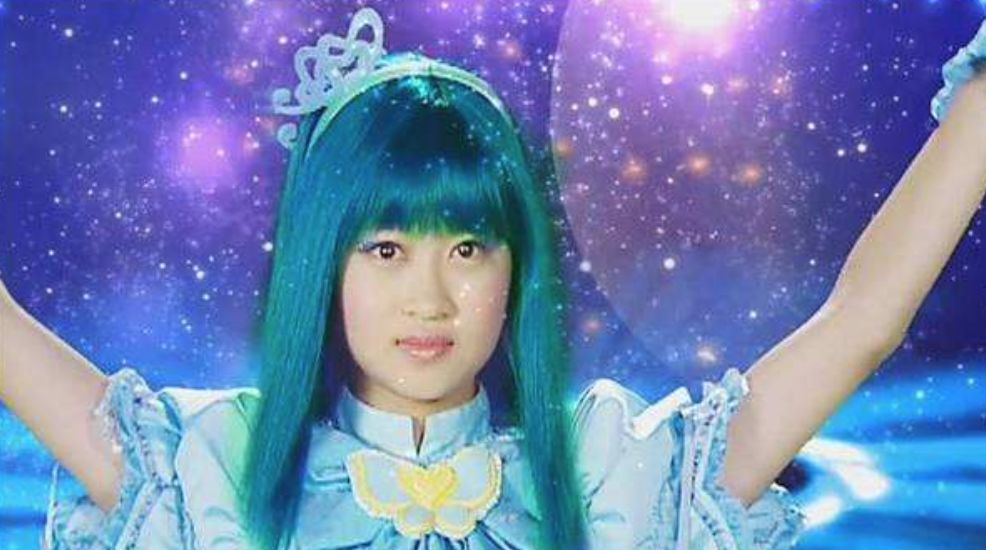 景甜新剧扮相是在cos60岁的刘晓庆吗？直接老成婆婆脸了惹···