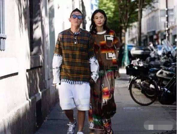 陈冠希无故卷入网红割腕风波，与秦舒培牵手露面力证情不变
