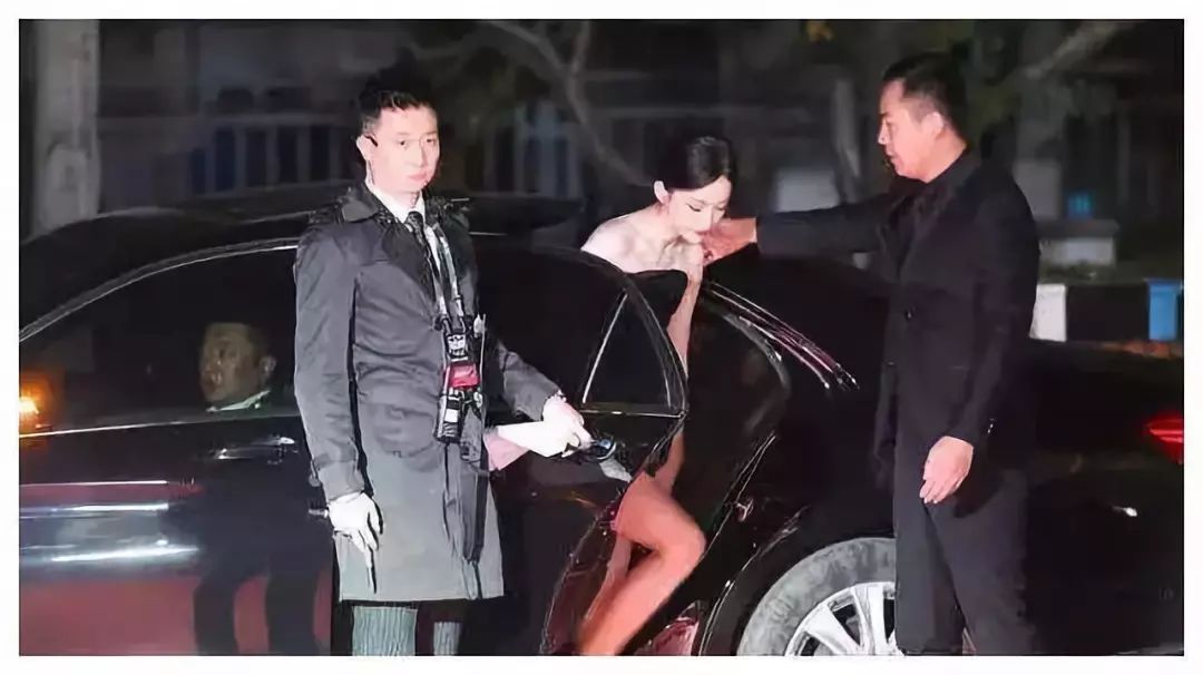 谁说刘诗诗不美，站在路人堆里才知道明星和素人对比有多残酷！