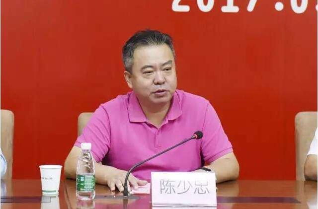 32亿身家江阴富豪，虚假汇票掏空公司19亿，两天市值蒸发超13亿
