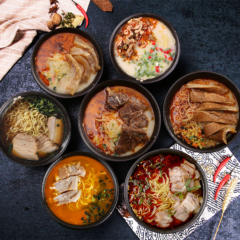 当方便面走进厨房，「番尼鱼」做了能“大口吃肉”的速食拉面