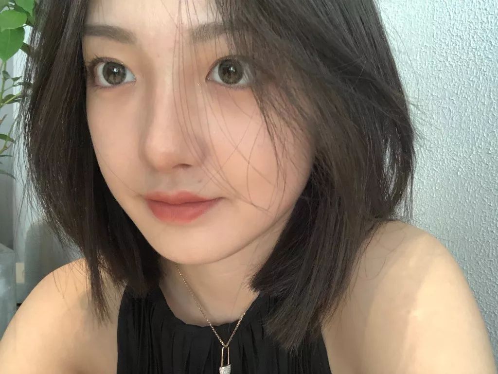 童颜嗲精、圆脸萌妹、超A京妞…这些美少女的vlog比欧阳娜娜还中毒！