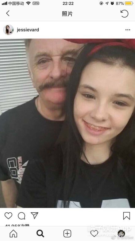 晚报|金莎为翻唱歌曲找寻著作人 爱尔兰名模整容过程曝光