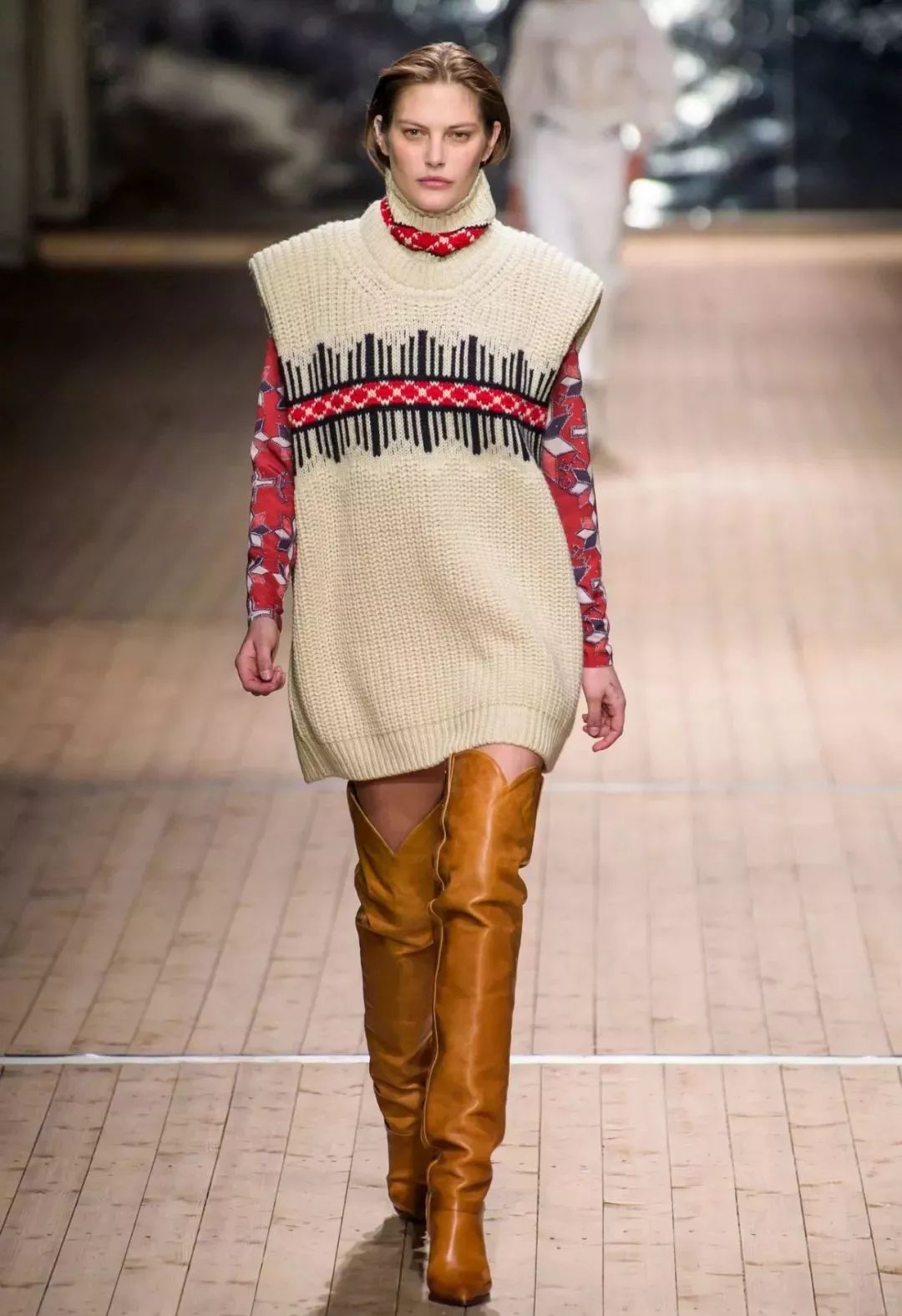 漆皮靴、渔夫帽、百褶裙… 林徽因居然是隐藏的带货博主!