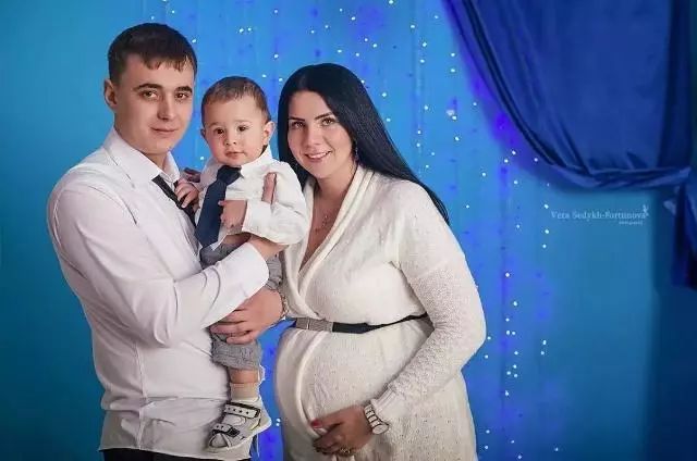 绝美混血颜少女竟因太美遭群攻！然而她从脸到胸到腿都是整出来的…