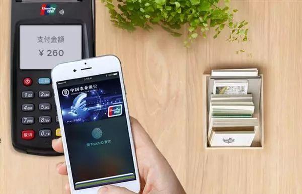 安卓10系统曝光：流畅度终于超越苹果！网友：这话我听了6年