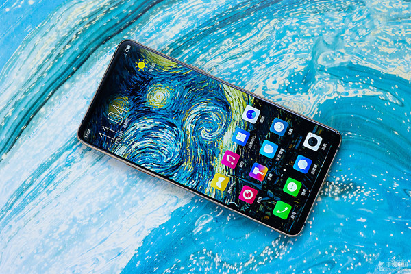 双屏/滑盖/挖孔 最美全面屏手机在哪里？