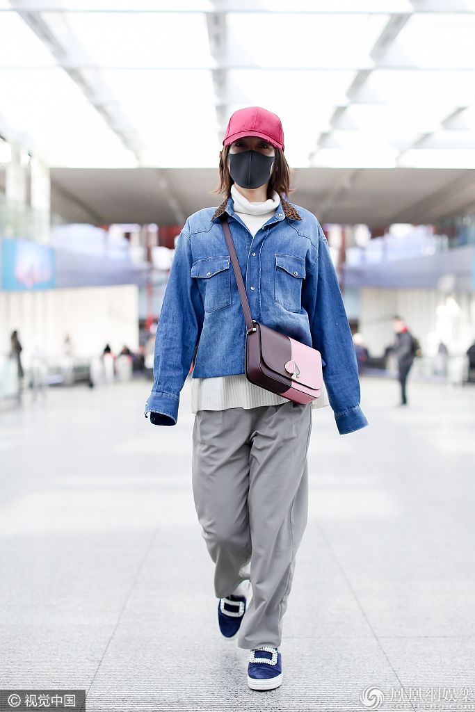 衣品在线!吴昕私服遭吐槽退出咸鱼 穿牛仔青春范变机场达人