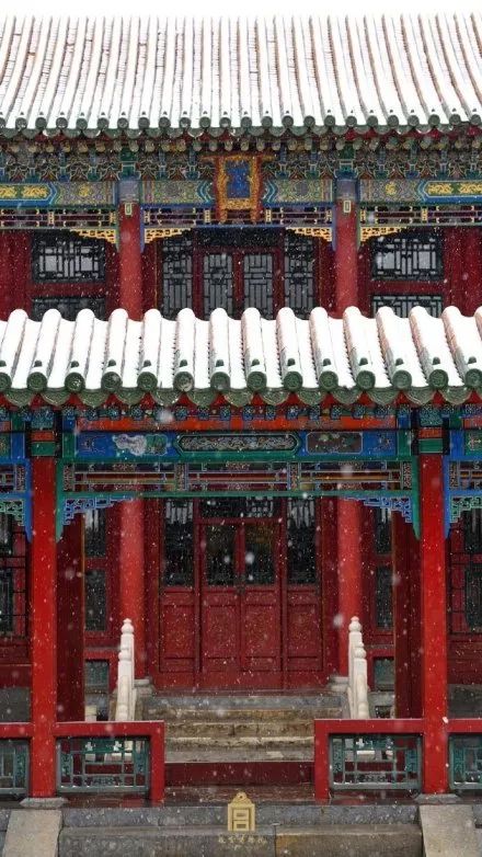 我们将是有史以来第一届能「在宫里过年」的普通人 | 唠氪儿