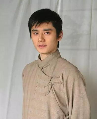 《恰同学少年》里的钱枫,少年气满满,虐杀现在的一众流量小生