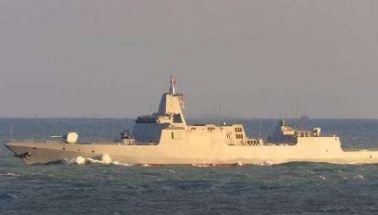 (055型万吨大驱)