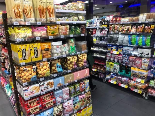 探店|网红便利店罗森在天津开业首日表现咋样呀?