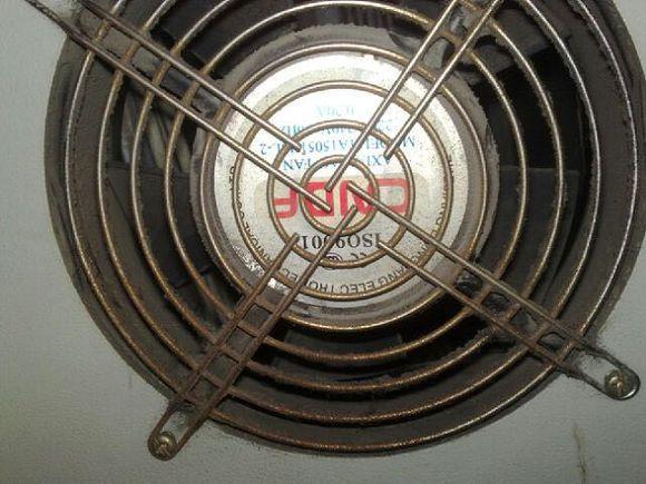 十年前的这部诺基亚拍照机皇,轻松拍出转动的扇叶!