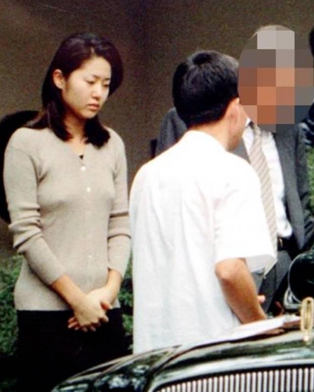 她24岁嫁豪门，32岁离婚怒赚2个亿，47岁美得风生水起！