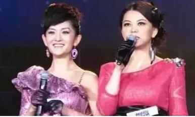 谢娜家庭背景被扒,父母不容小嘘,难怪张杰就认准谢娜当老婆!