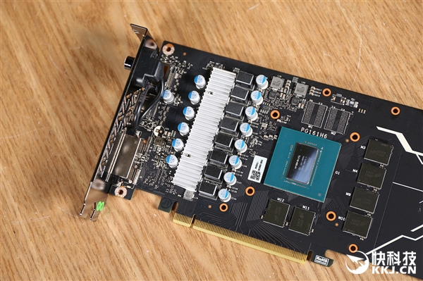 七彩虹iGame GTX 1660 Ti Ultra 6G显卡拆解图赏