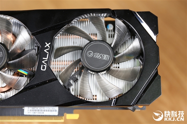 影驰GTX 1660 Ti骁将拆解图赏