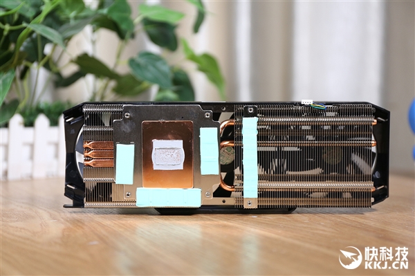 索泰GTX 1660 Ti X-Gaming OC显卡拆解图赏：三风扇