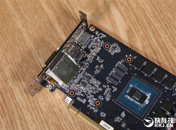 索泰GTX 1660 Ti X-Gaming OC显卡拆解图赏：三风扇