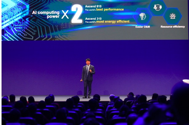 华为回应美国质疑:从没有安装后门,承诺“不干坏事”