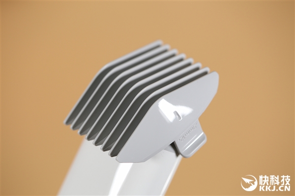 陶瓷刀头/全身水洗：米兔婴儿理发器开箱图赏