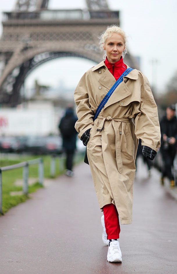 雅迷人,赴一场风衣的时尚之约!搭这3款鞋子最