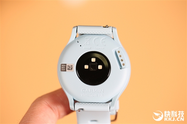 迪丽热巴代言 GARMIN指针式健康运动腕表开箱图赏