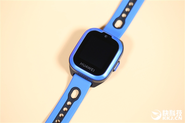 一键发起SOS 华为儿童手表3开箱图赏
