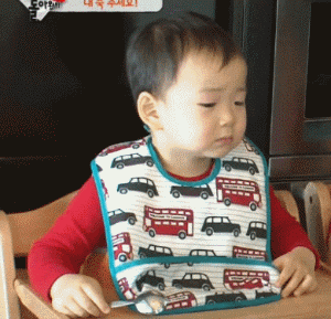 估计他以后再也不敢发这种微博了...
