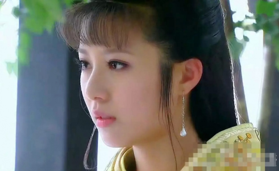 新版纪晓芙才是美,还曾出演过倾国倾城的西施