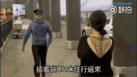 郭富城娇妻挺孕肚带大女儿出门，网友：绝对是亲生的！