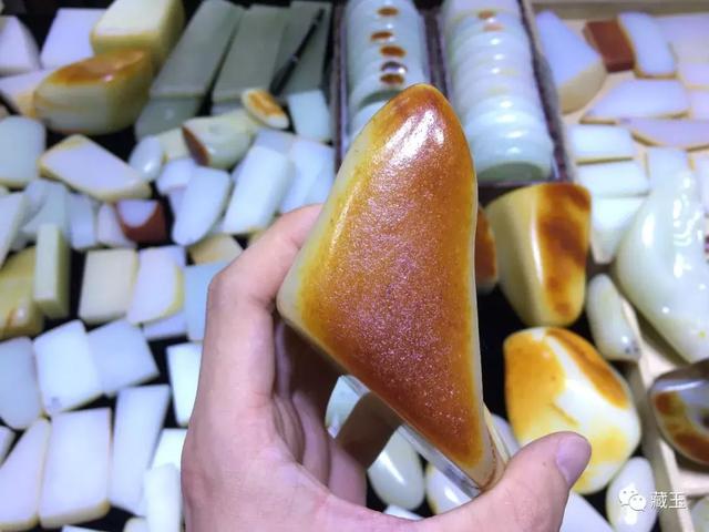 那些年,我们追求过的红皮白肉和田玉!