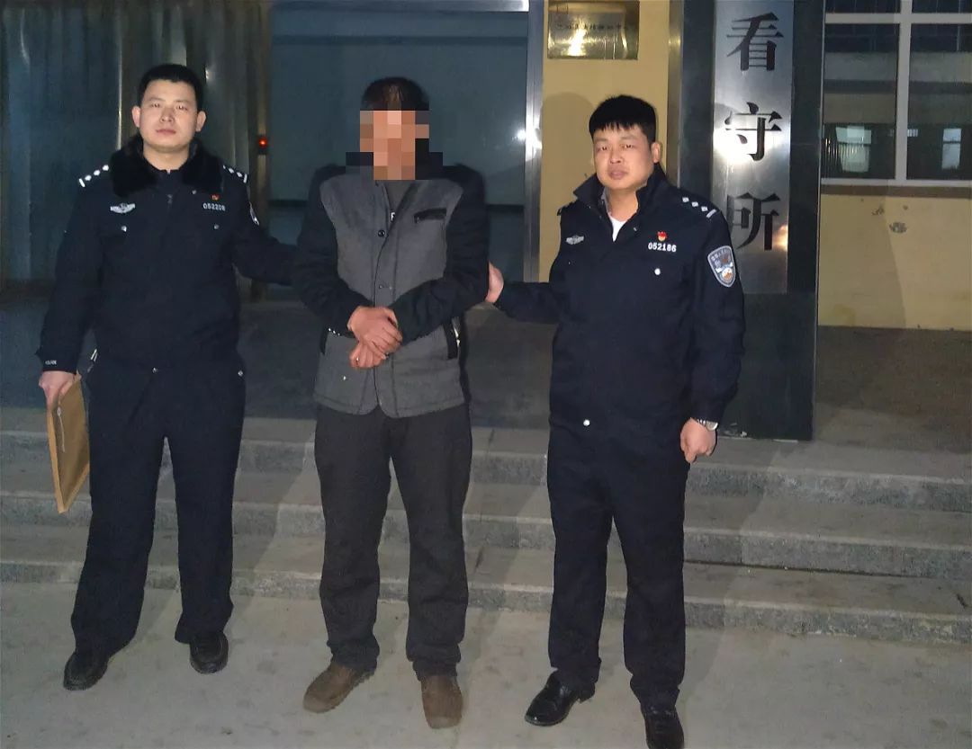 饶阳一废弃工厂里,传来机器轰鸣声……__凤凰网