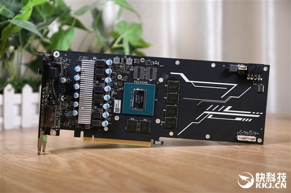 七彩虹iGame GTX 1660 Ultra 6G显卡拆解图赏