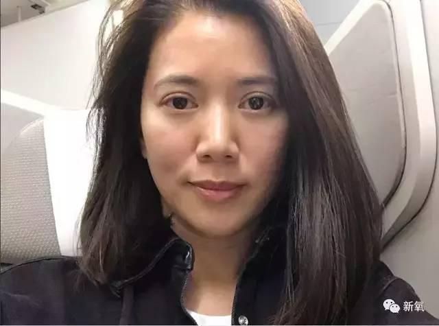 又一个女星在网红滤镜下翻车了，漫画脸鼻祖也经不住啊！