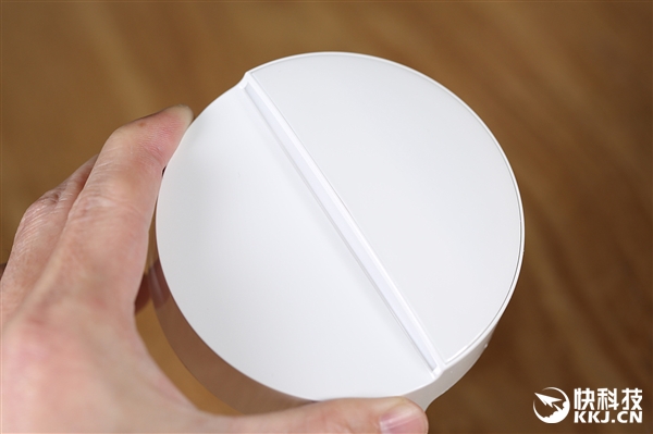 多灯联动感应：米家飞利浦蓝牙夜灯图赏